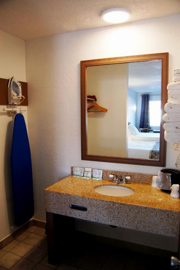 Westward Inn image 10